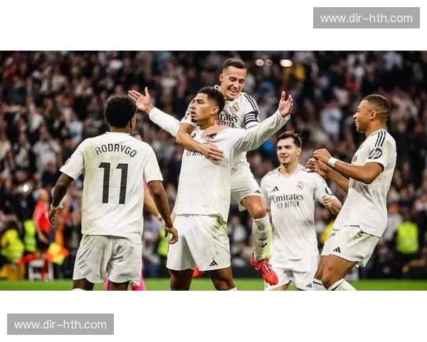 伯纳乌烽火再燃：皇马巴萨巅峰对决，西甲29轮悬念迭起